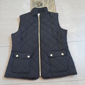 St. John's Bay Black Quilted Vest